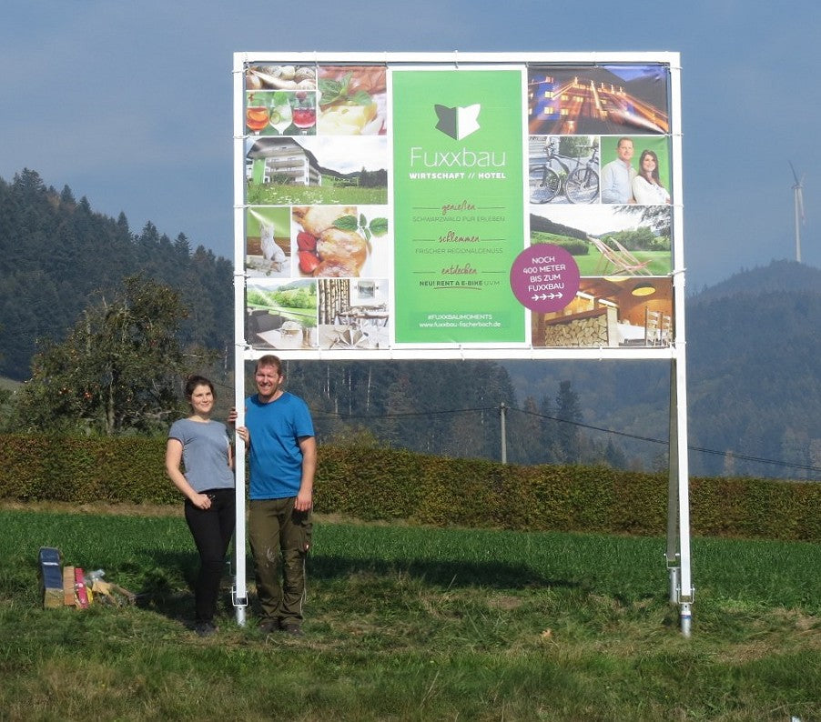 Hotel Fuxxbau Bannerrahmen Hinweisschild Großformatdruck